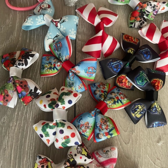 Bow mystery box girls kids hair accessories - Picture 2 of 4